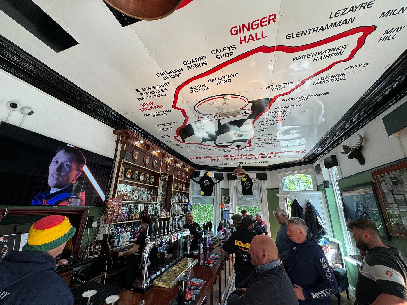 Timber bar with open shelves and cask lines
